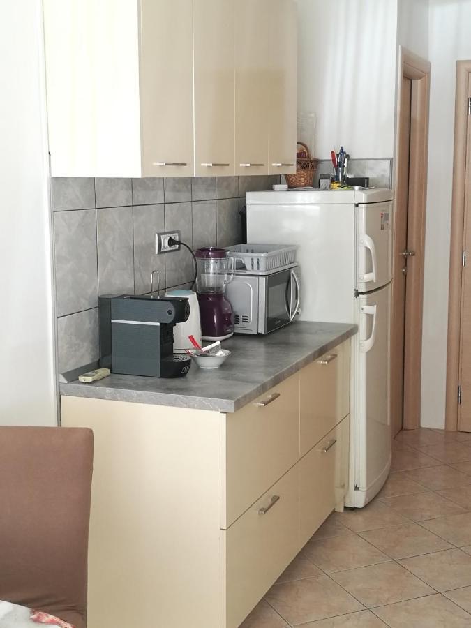 Nice And Cozy Two Single Bed Room Split Bagian luar foto